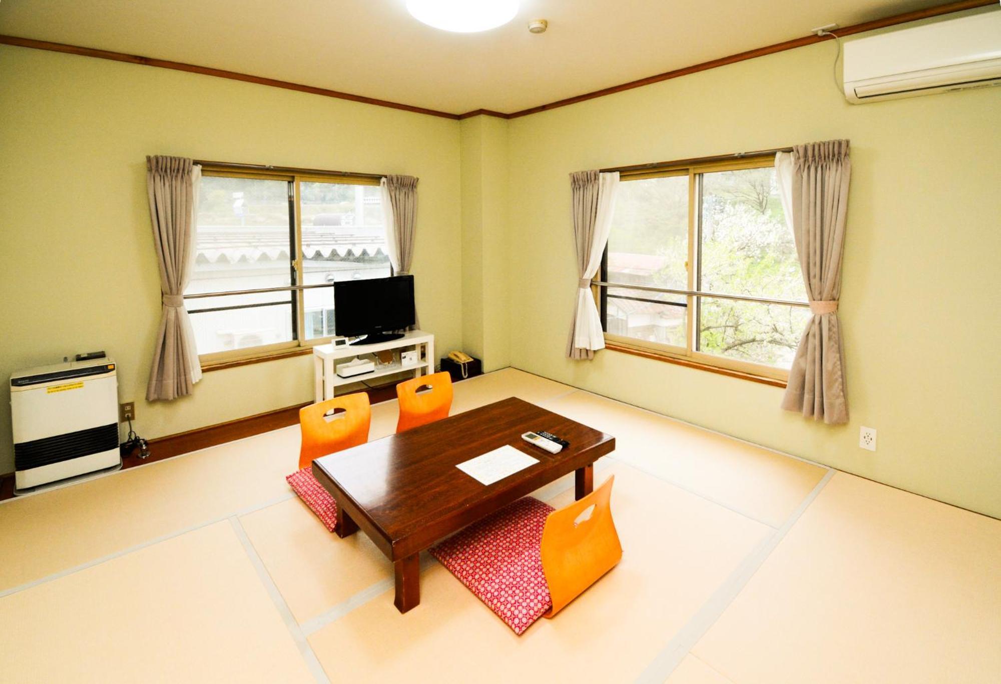Belle Vue Nishiura Villa Minamiuonuma Екстериор снимка